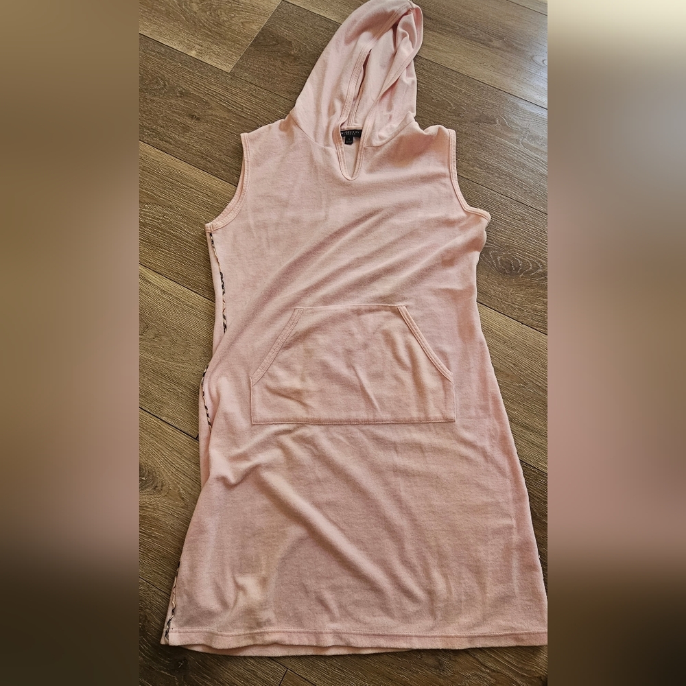 Burberry sleeveless hooded dress